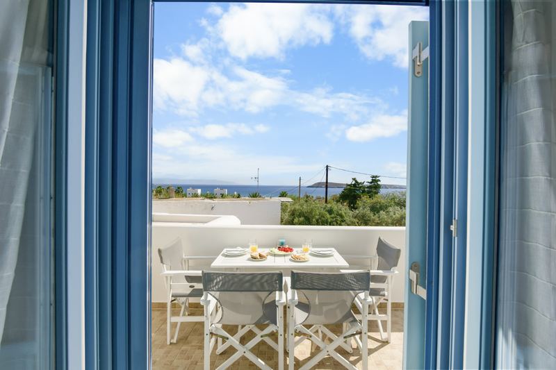 Jasmine apartment, Flora Apartments Paros – balcony with Aegean sea view