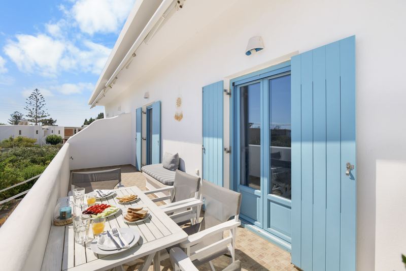 Jasmine apartment, Flora Apartments Paros – balcony with Aegean sea view